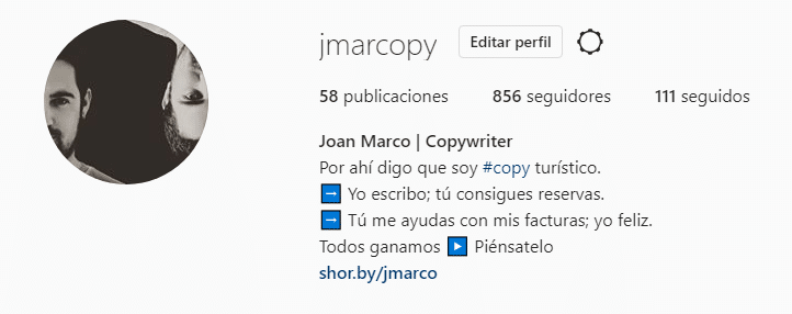 Ejemplo de copy para redes sociales: bio en Instagram